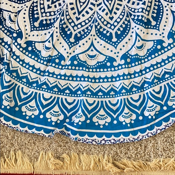 Blue and white tapestry - Picture 3 of 6